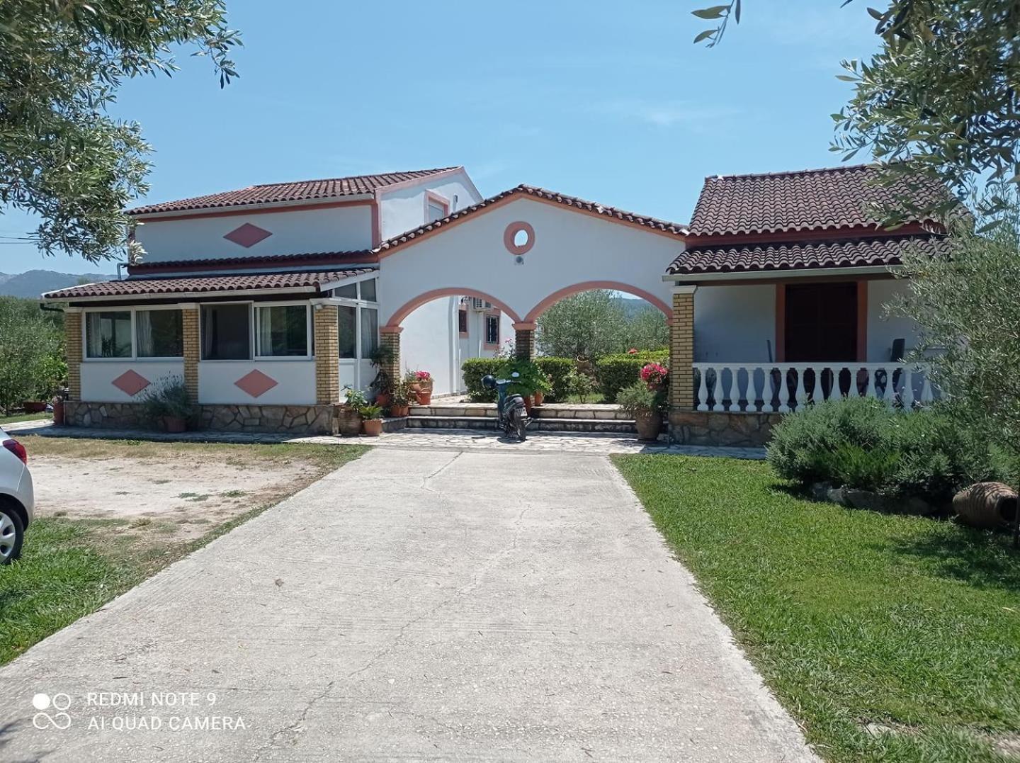 Villa Yannis 1 Roda  Extérieur photo